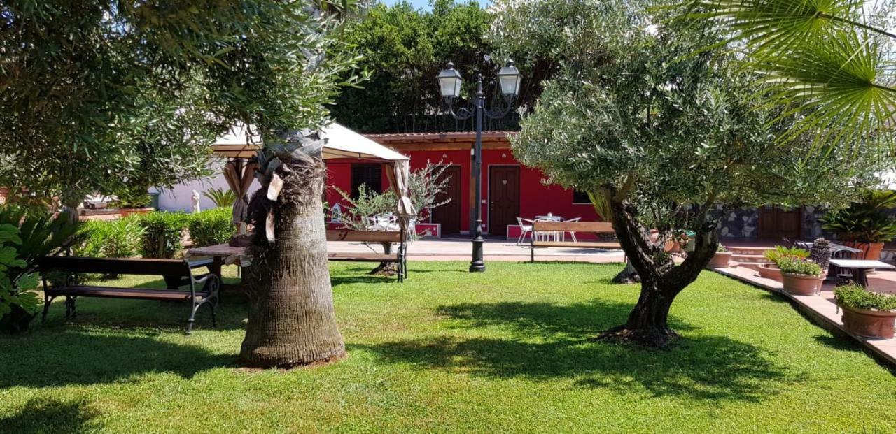 L'Oasi Di Ambra Hotel Ardea Kültér fotó